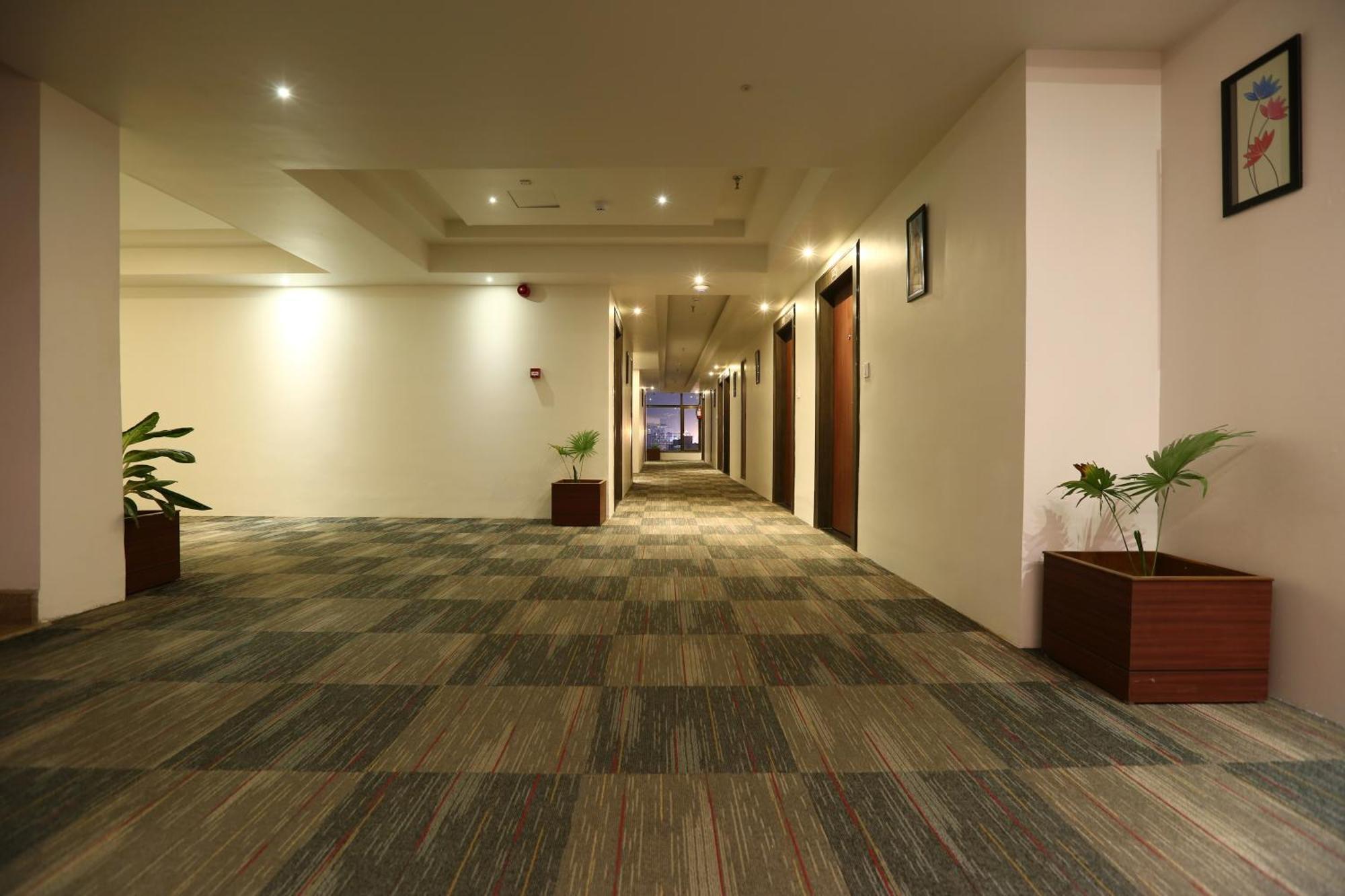 Hotel Prithvi Palace Igi Airport Delhi Нью-Дели Экстерьер фото