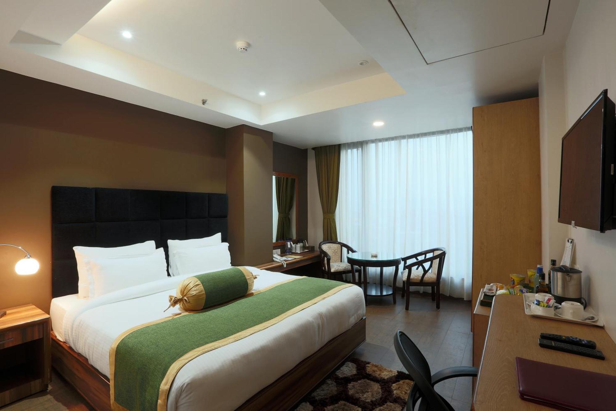 Hotel Prithvi Palace Igi Airport Delhi Нью-Дели Экстерьер фото