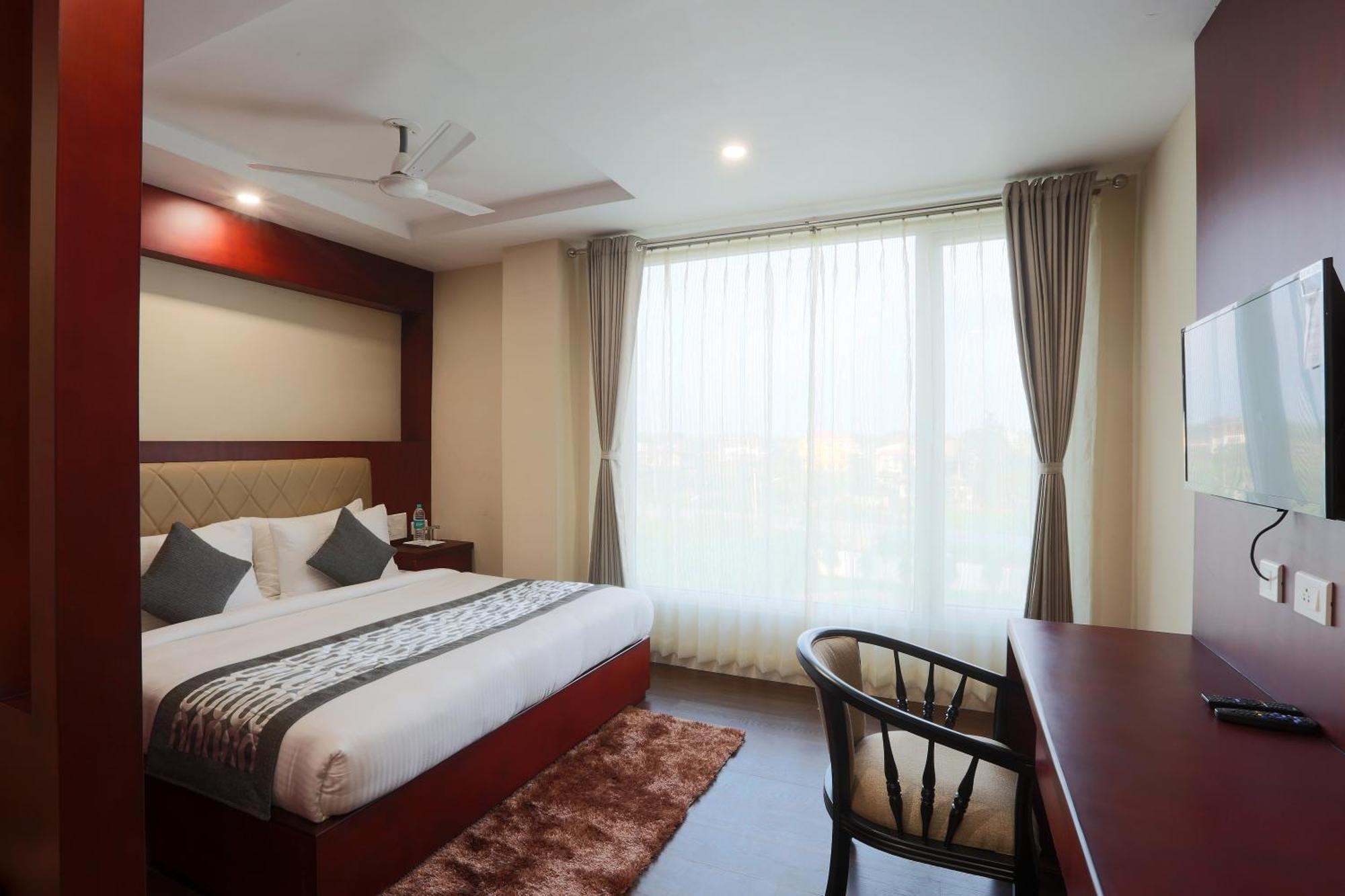 Hotel Prithvi Palace Igi Airport Delhi Нью-Дели Экстерьер фото